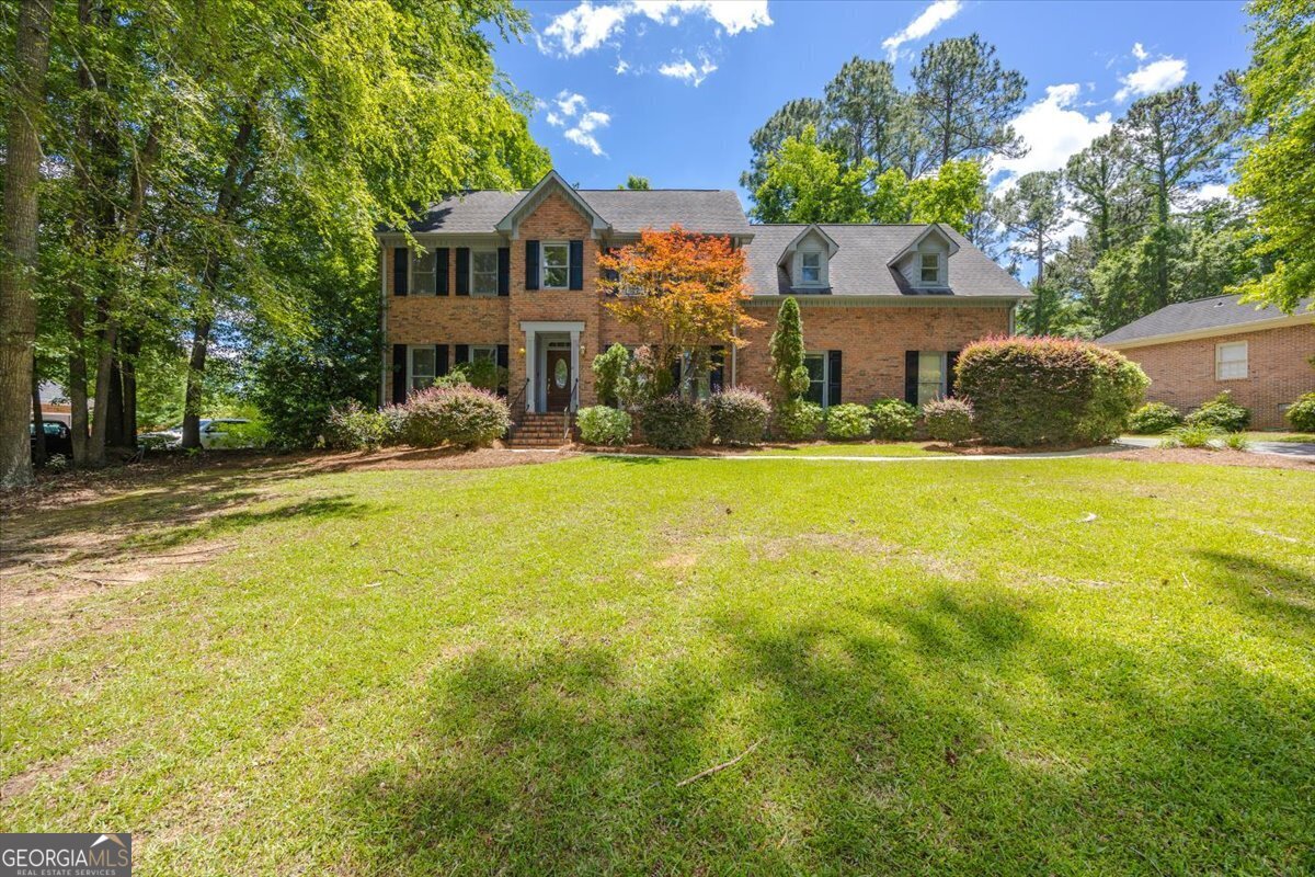 163 Carriage WAY