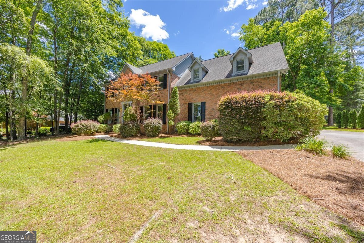 163 Carriage WAY