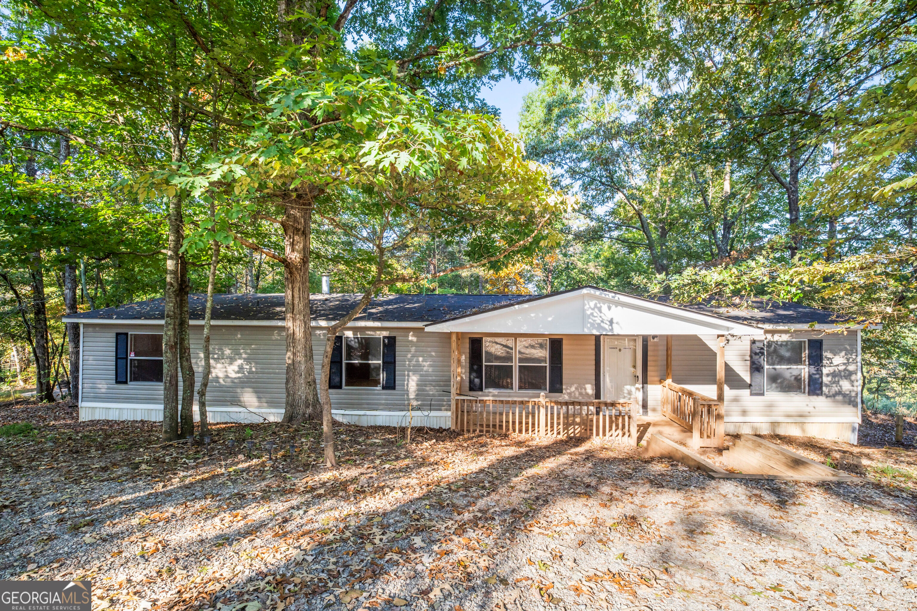 861 Mountain Ridge DR