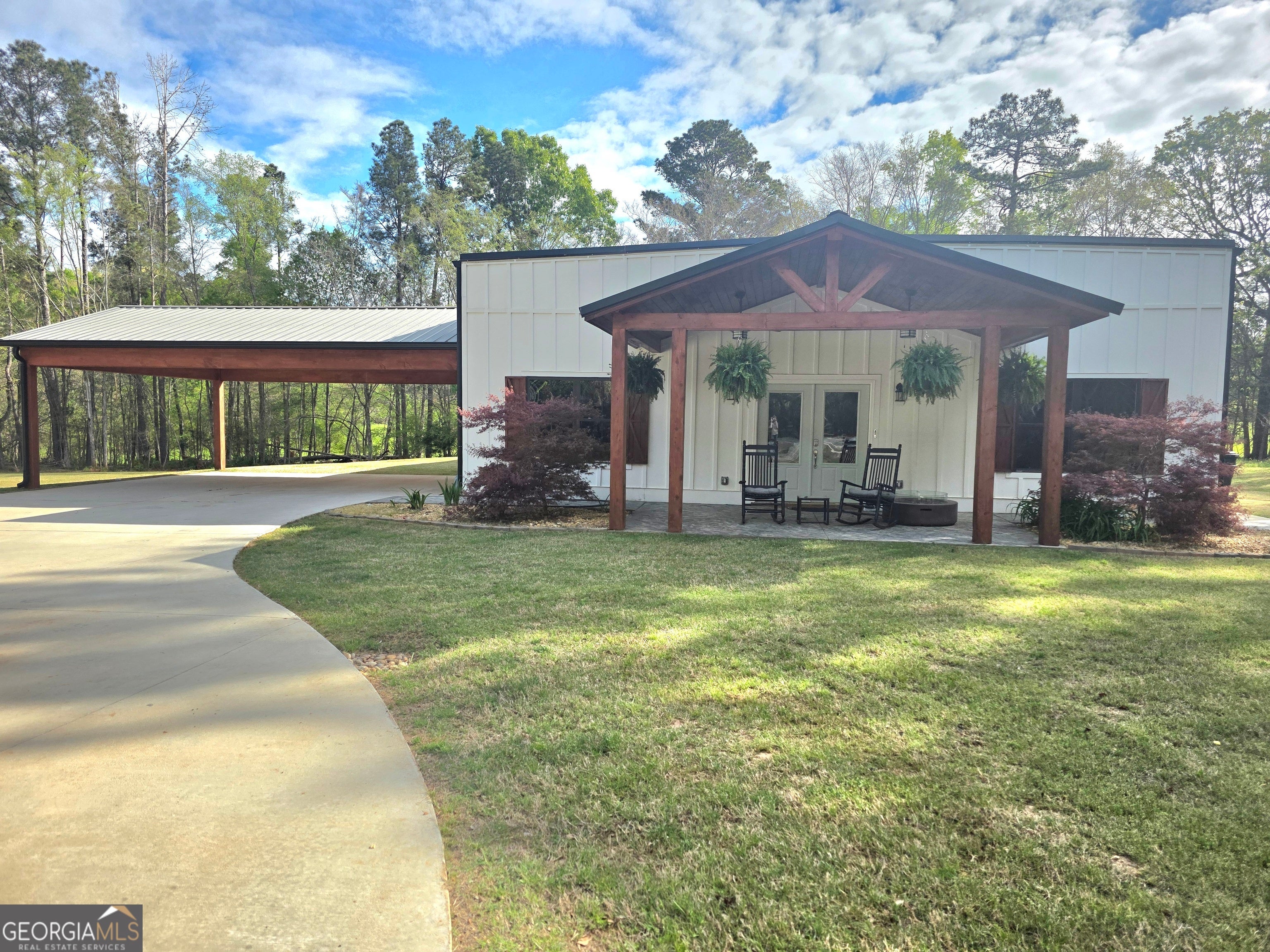 3060 Eatonton RD
