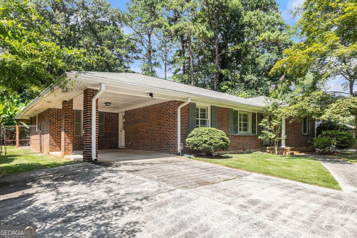 3194 Rehoboth DR