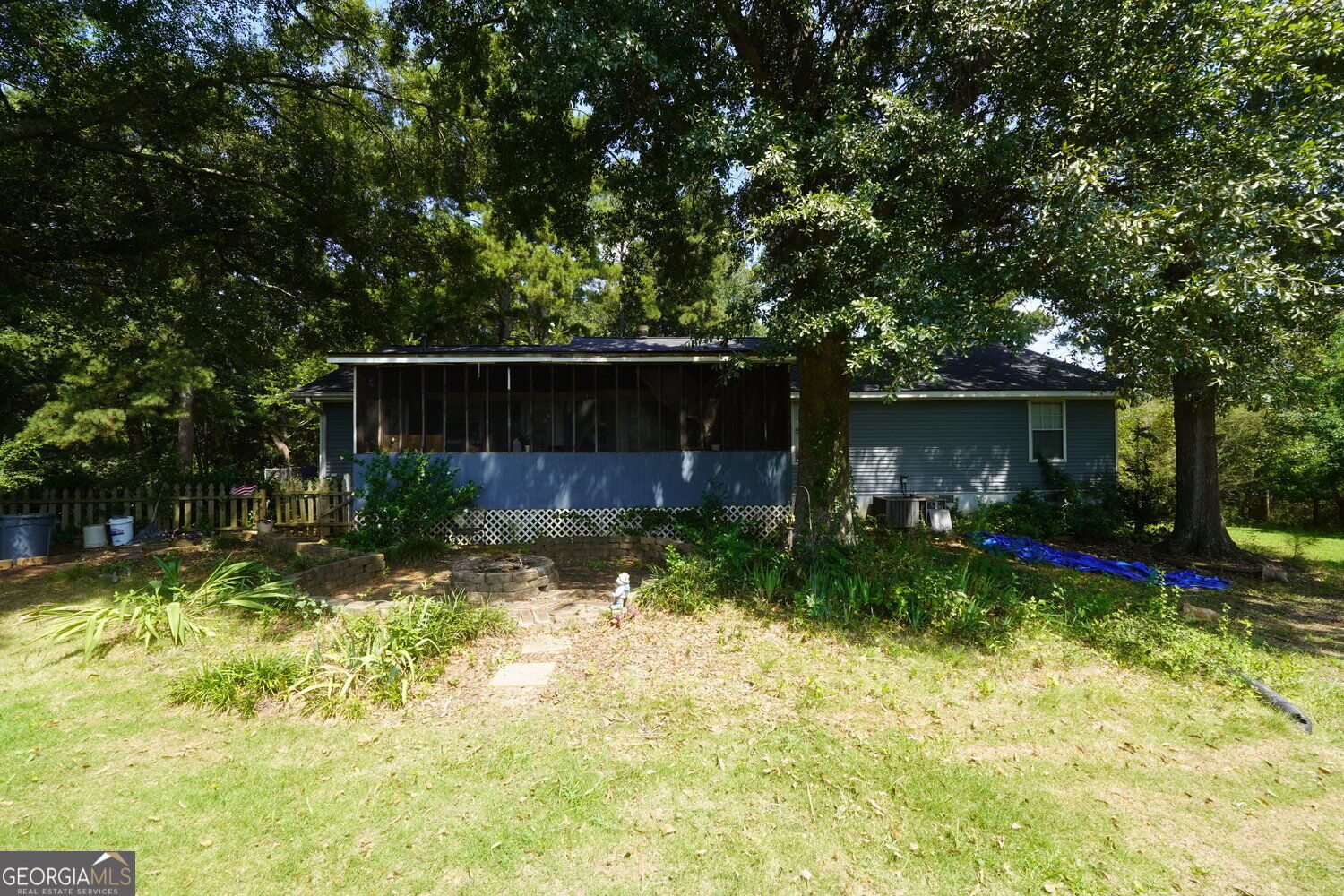 76 Harold DR