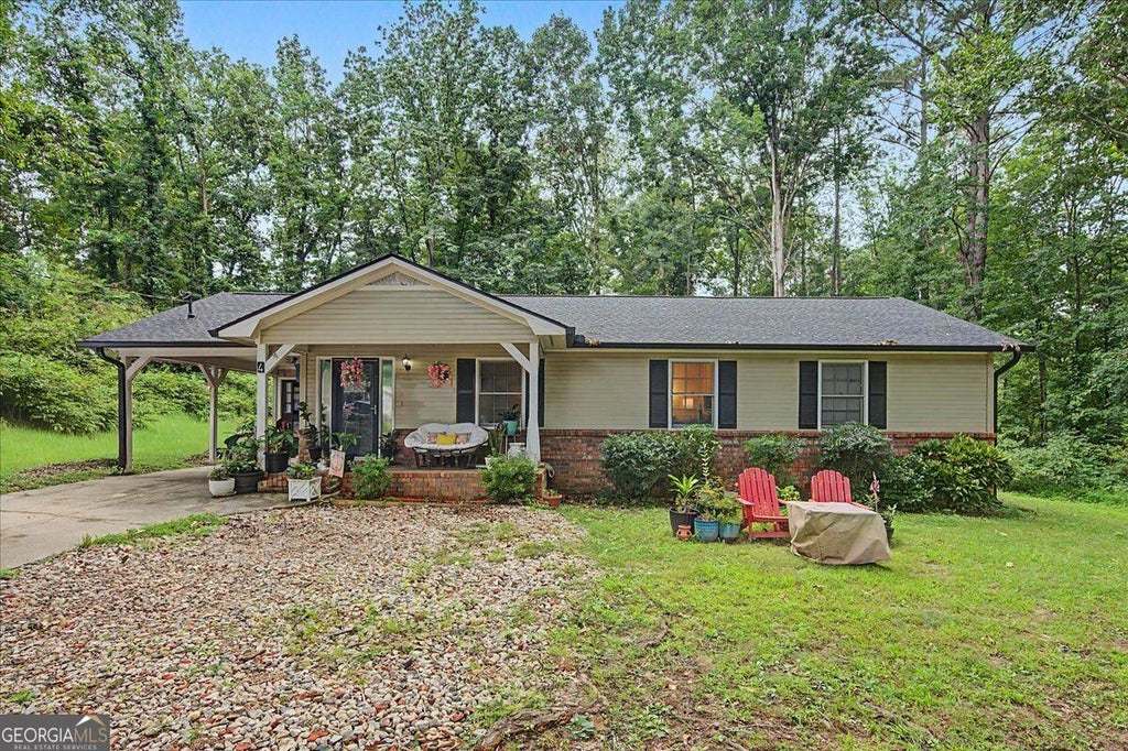 Photo of 4 Shadowood Court SE, Silver Creek, GA 30173 (MLS # 10822241)
