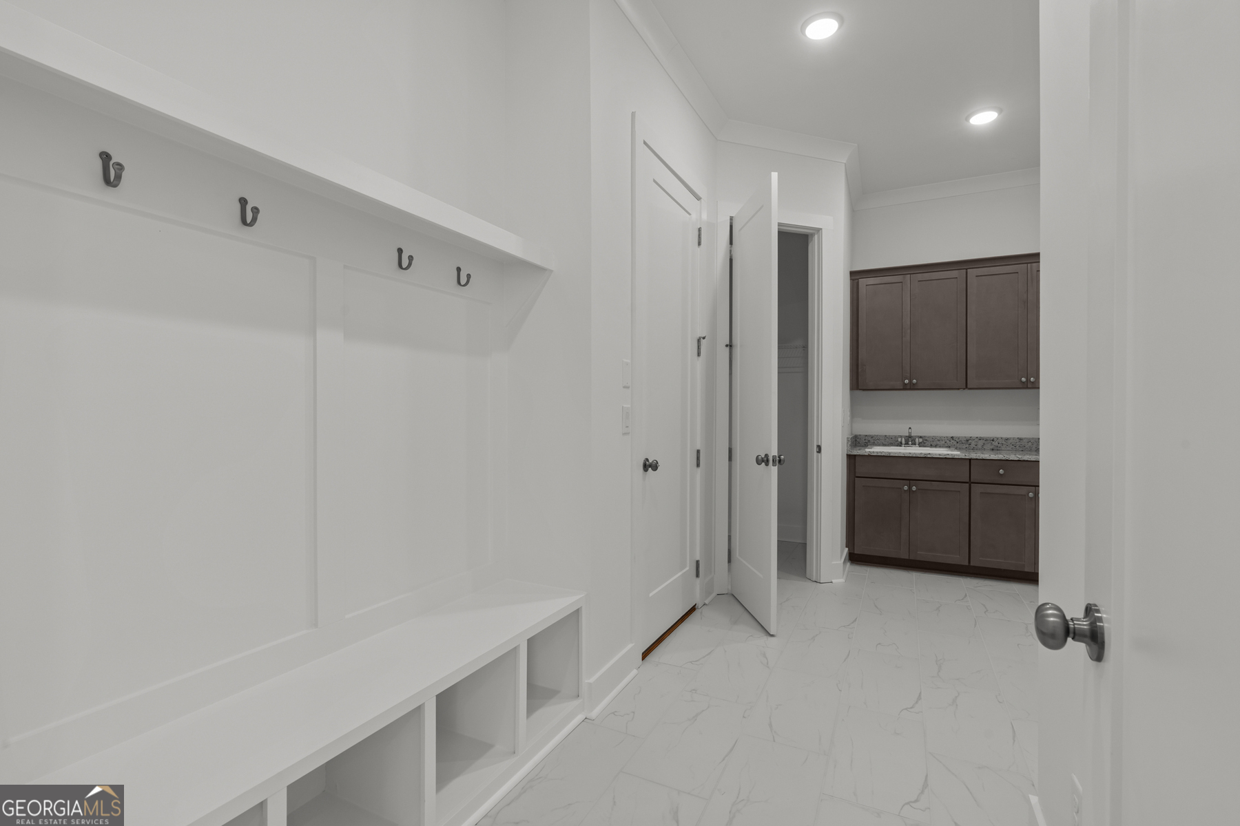 Ellis - Residential