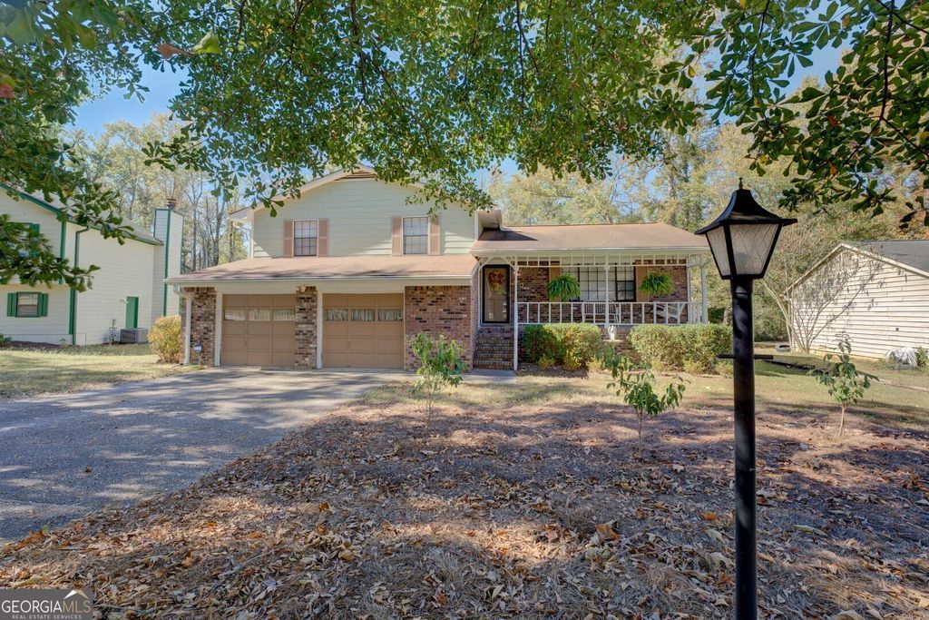 Photo of 6627 Cameron Road, Morrow, GA 30260 (MLS # 10630747)
