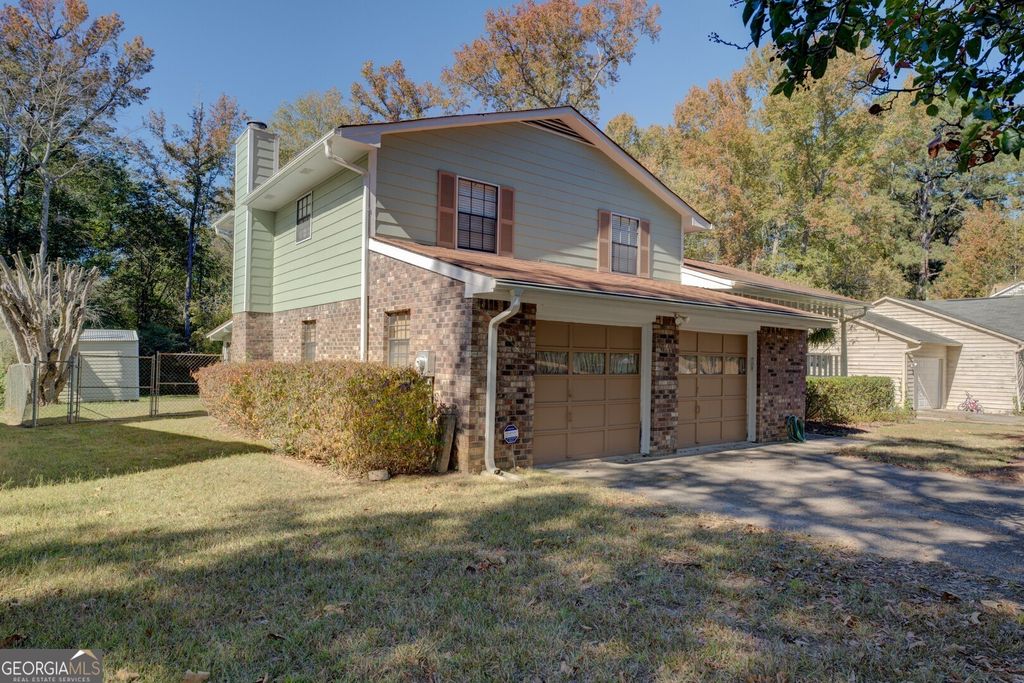Photo of 6627 Cameron Road, Morrow, GA 30260 (MLS # 10630747)