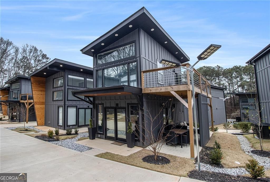 Photo of 3120 Godby Road, Atlanta, GA 30349 (MLS # 10655350)