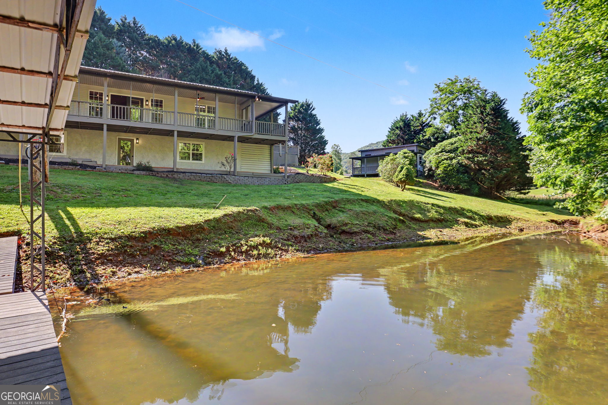 1105 Henson DR