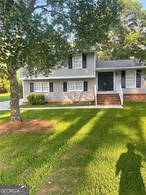 9226 CARLTON Covington GA 30014