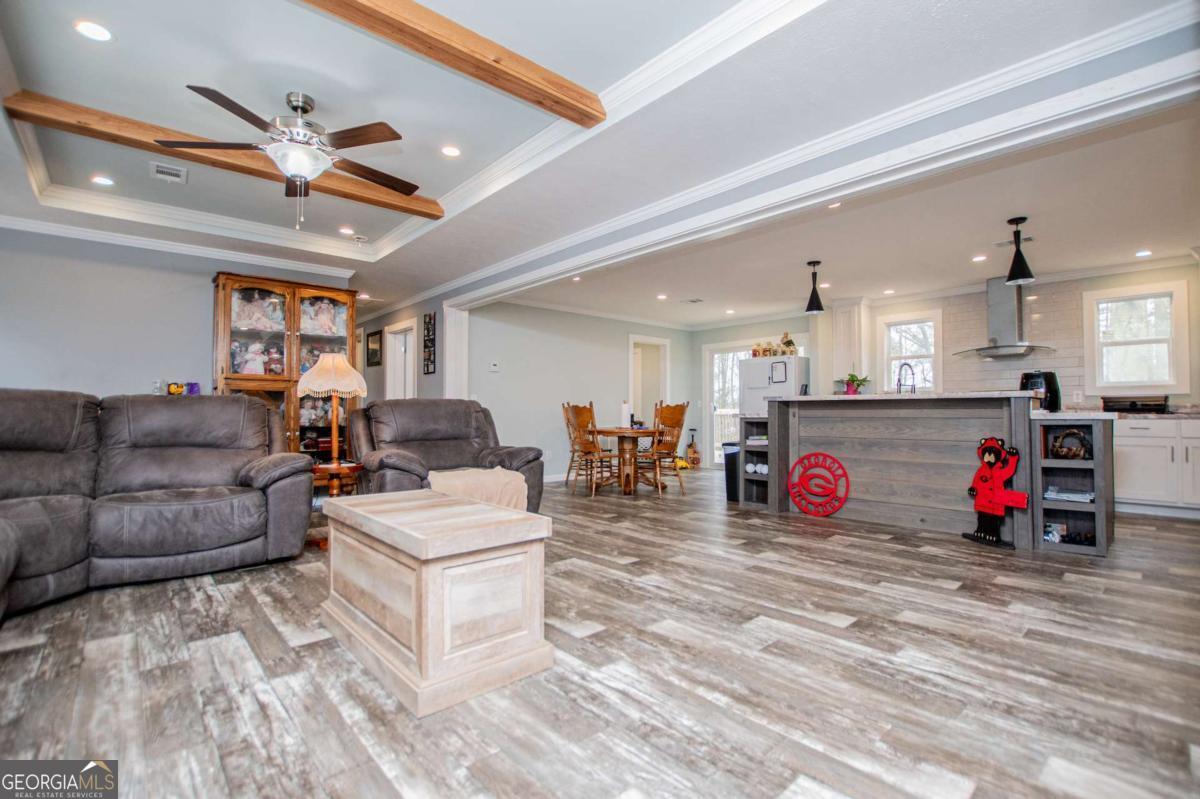 3000 Clem Lowell RD