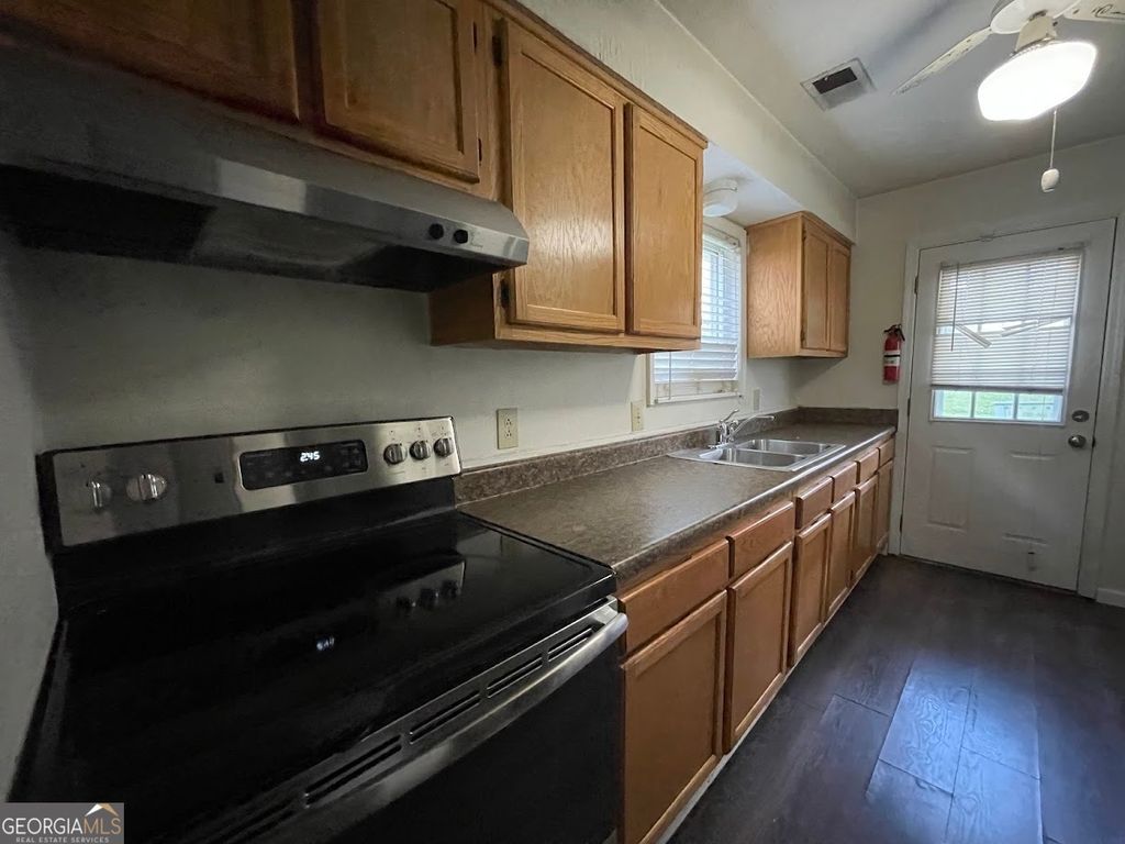 Photo of 636 North Avenue #11A, Jonesboro, GA 30236 (MLS # 10671688)