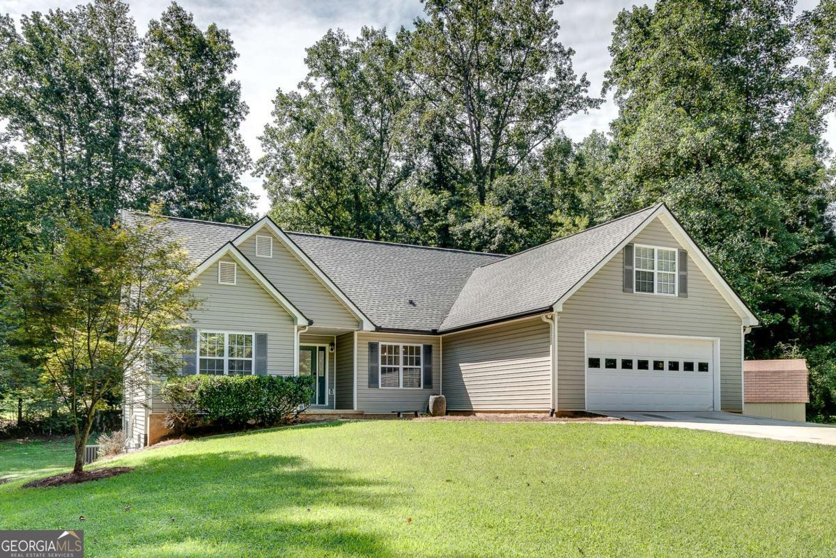 304 Oakfield LN