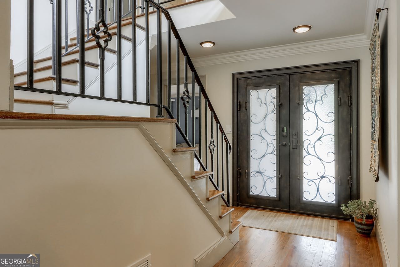 212 Kings Row