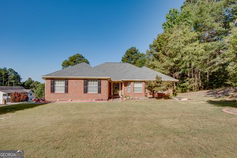 1736 Mossy Rock CV Lithonia GA 30058