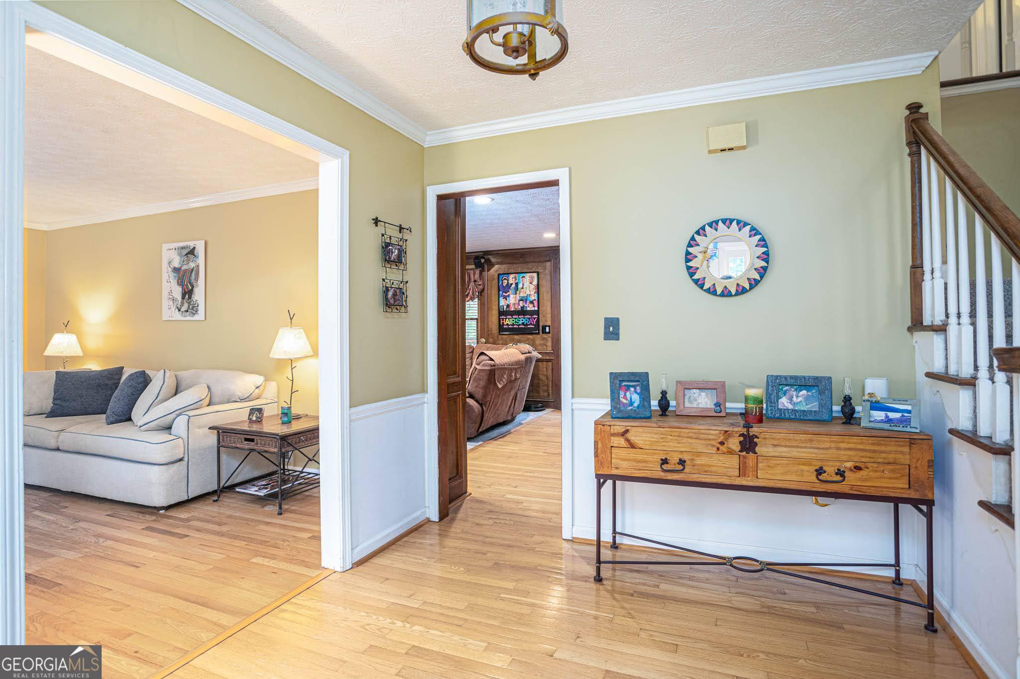 3838 Hunting Ridge DR SW