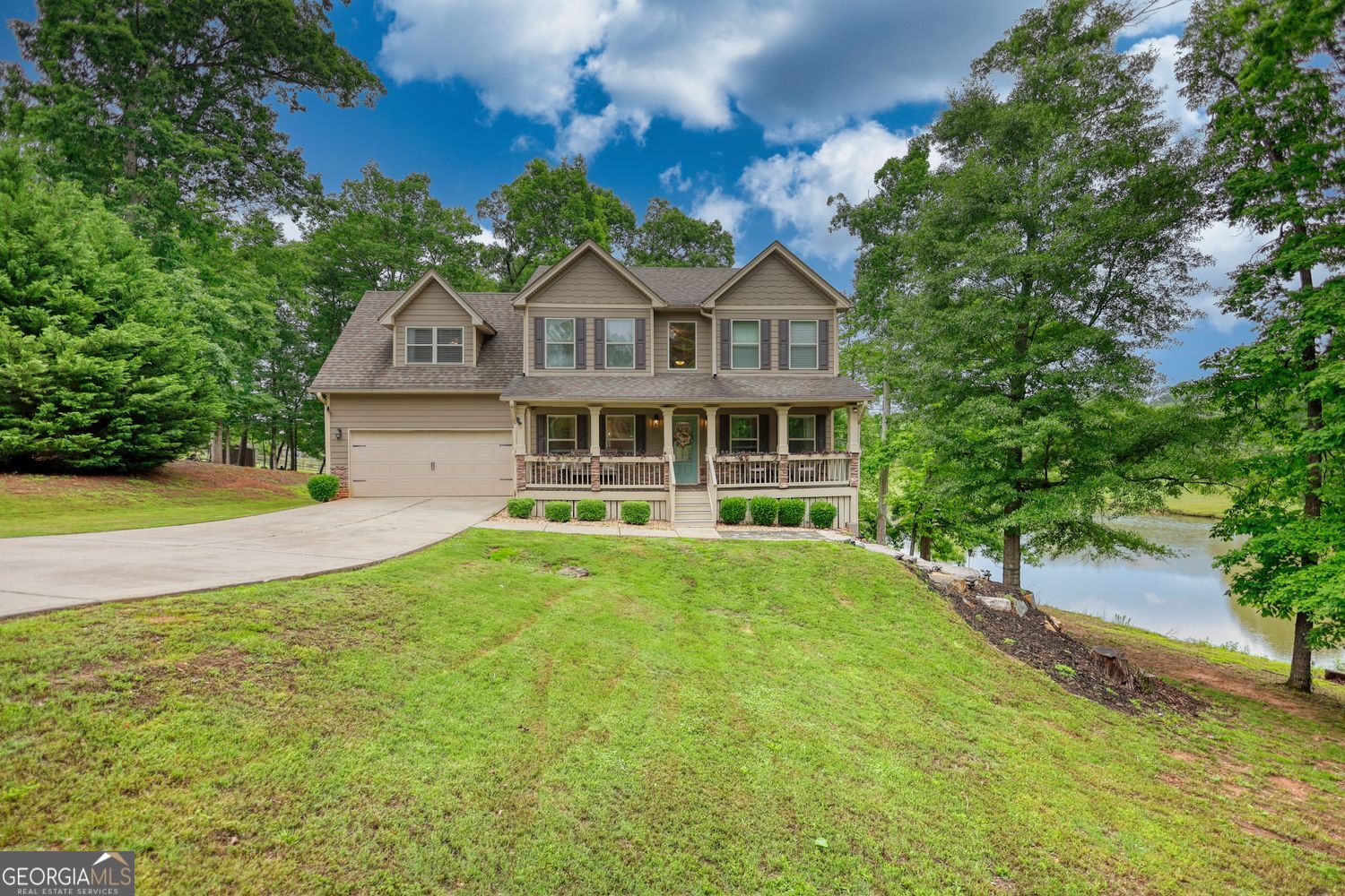 725 Cambridge Farms DR