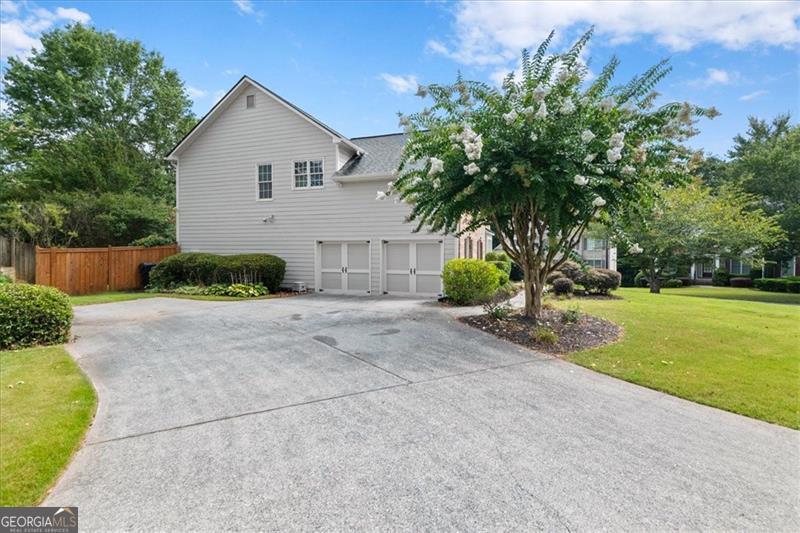 63 COOPERS GLEN DR