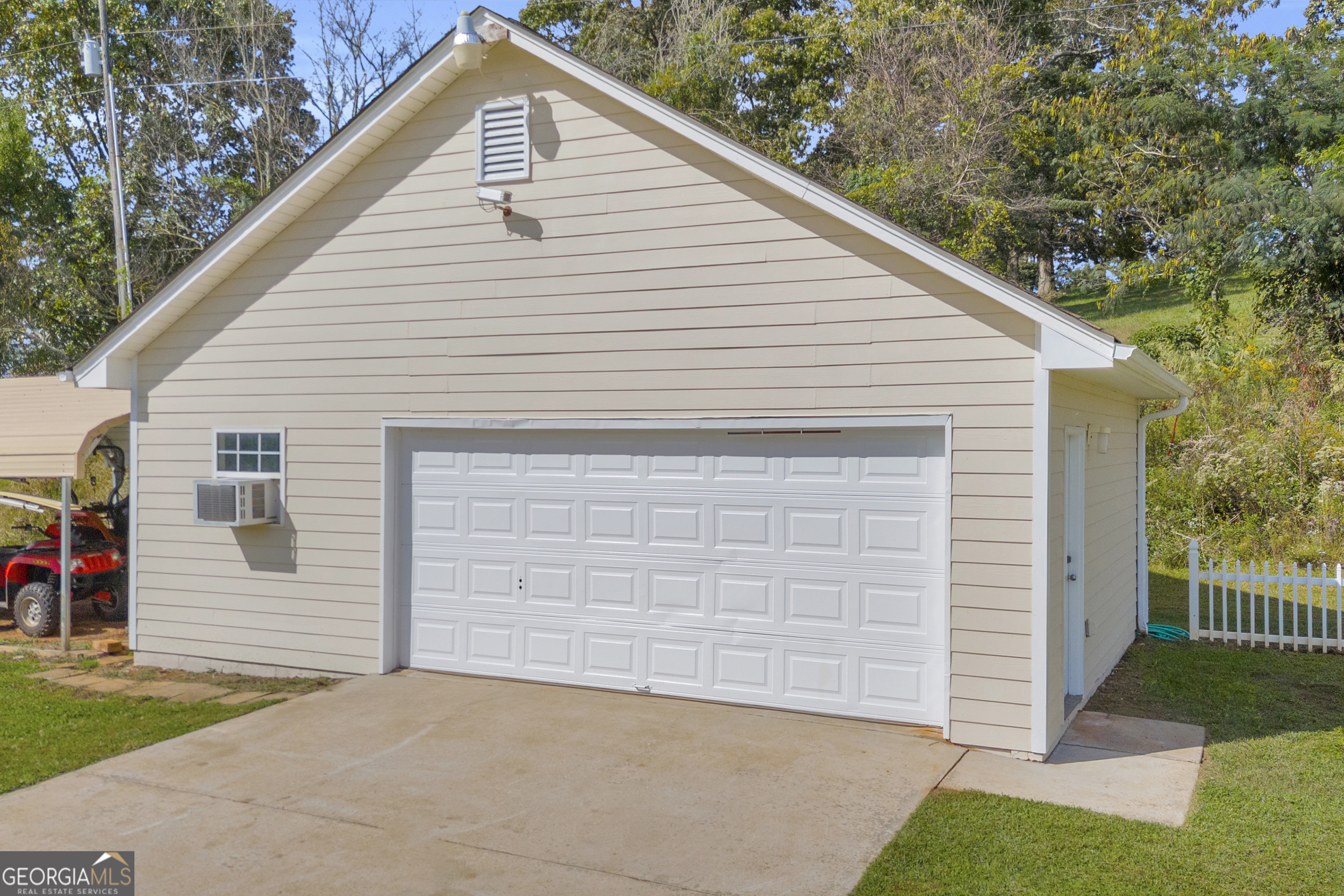 438 Turner RD