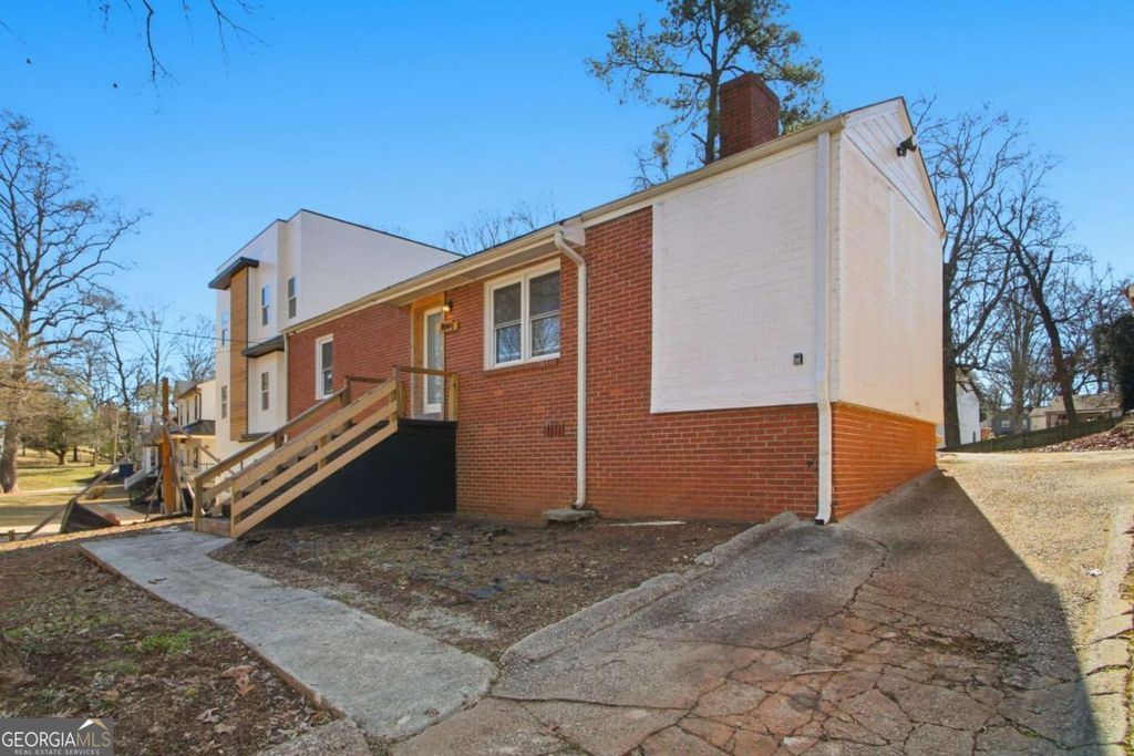 Photo of 2081 Glenwood Avenue SE, Atlanta, GA 30316 (MLS # 10690801)