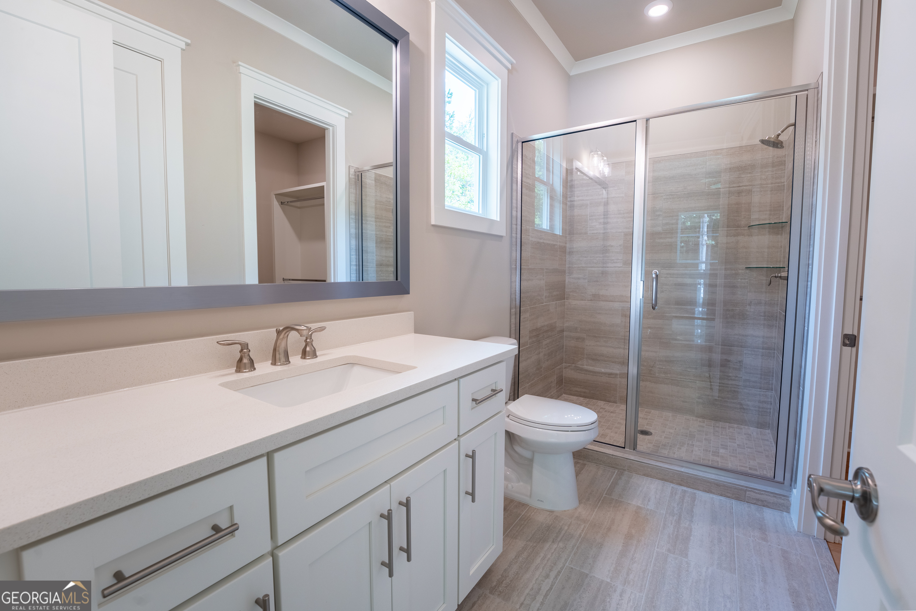 Clarkesville, Georgia 30523, United States, 4 Bedrooms Bedrooms, ,5 BathroomsBathrooms,Residential,Active,250923