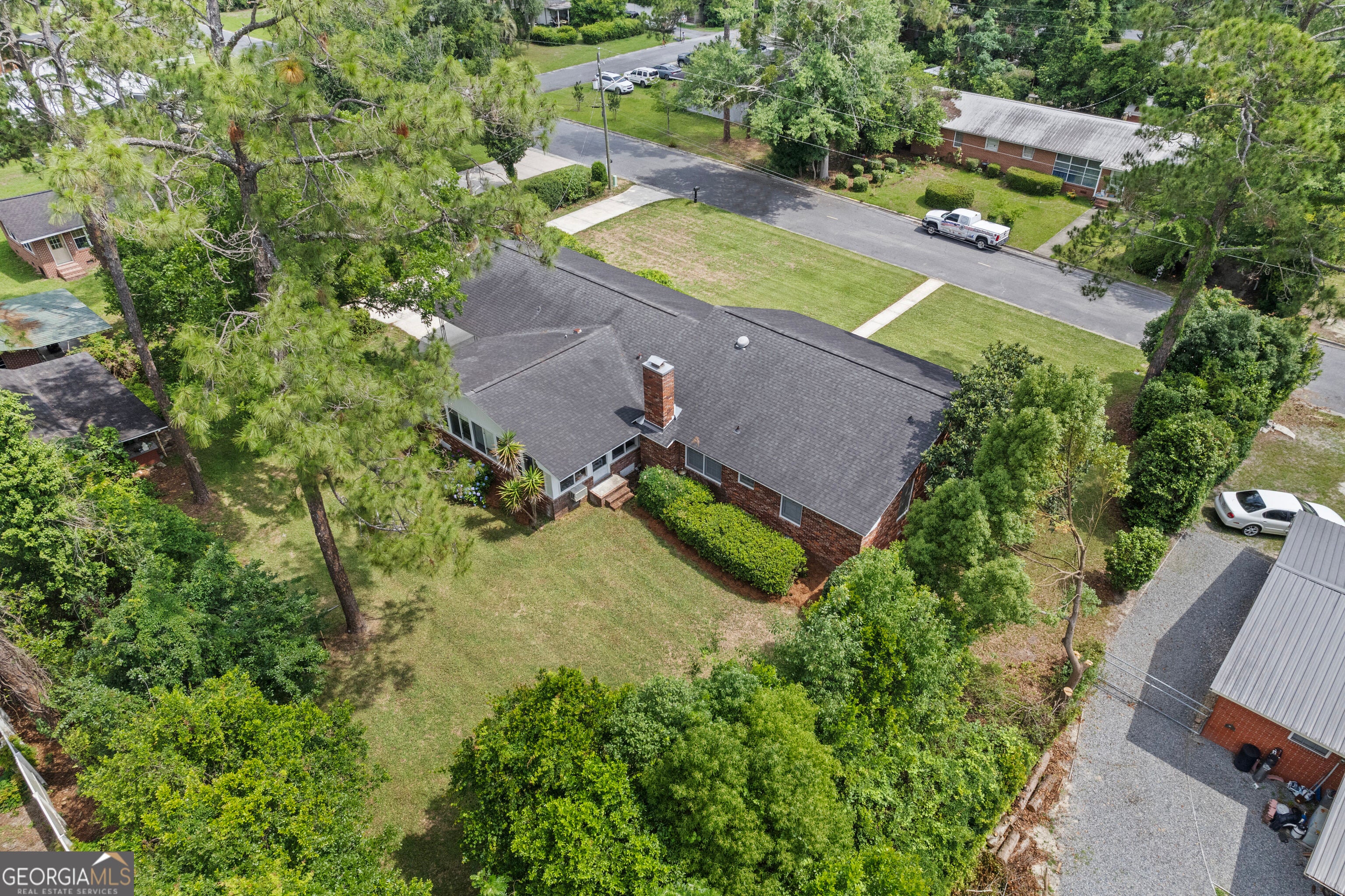 147 W Magnolia ST