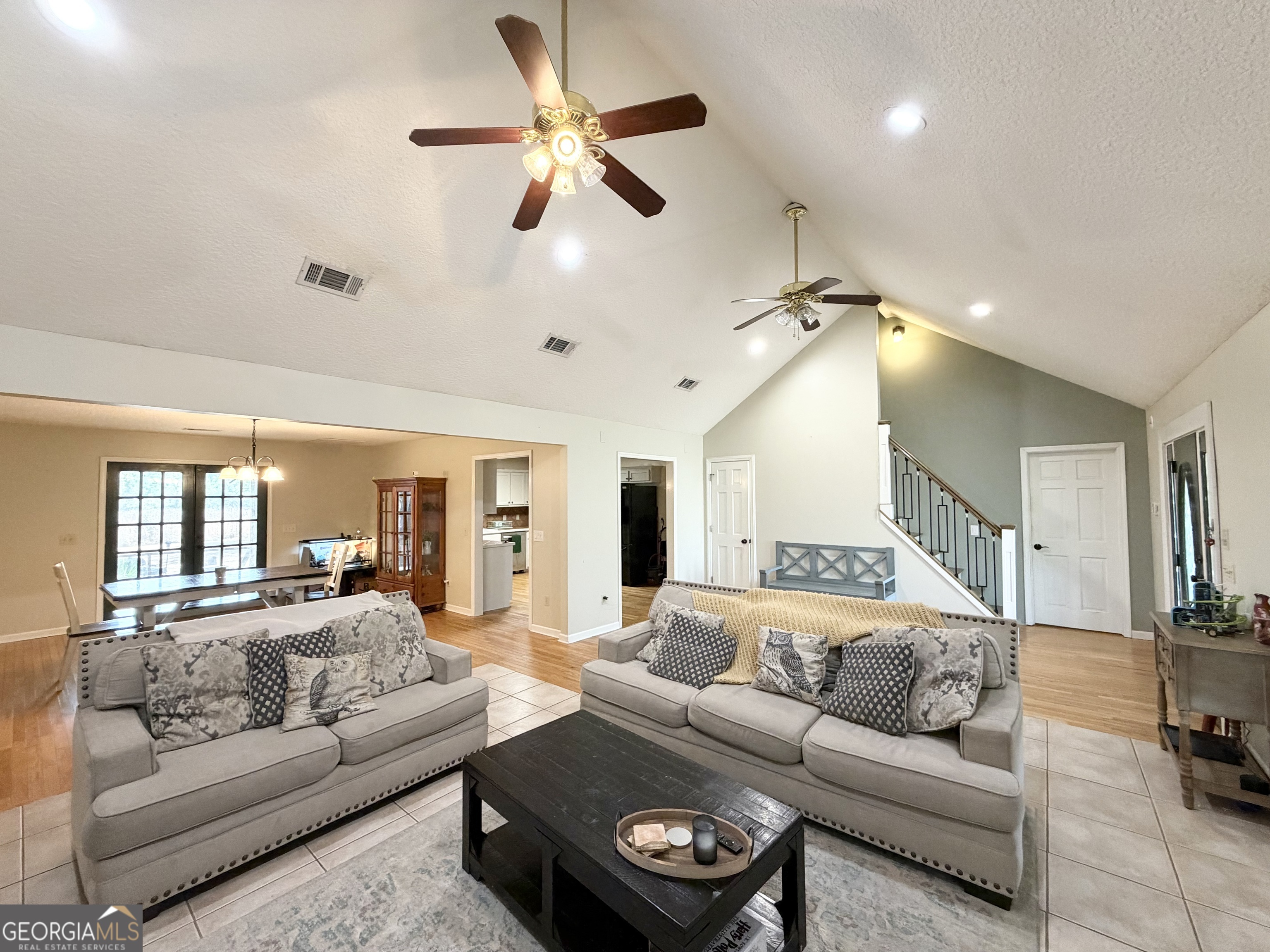 2124 Horseshoe Cove RD