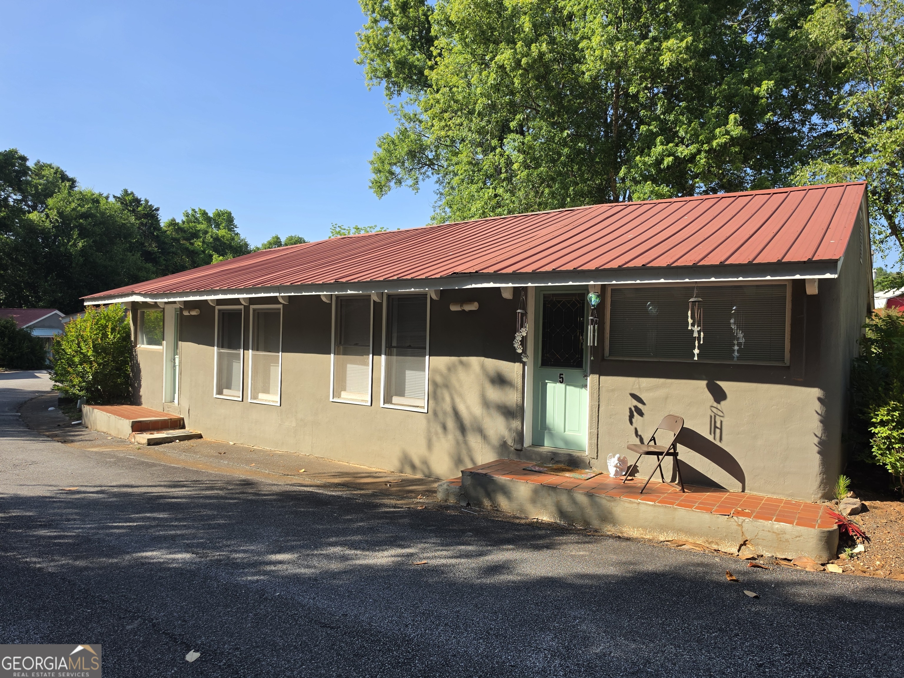 1341 Cassville RD NW