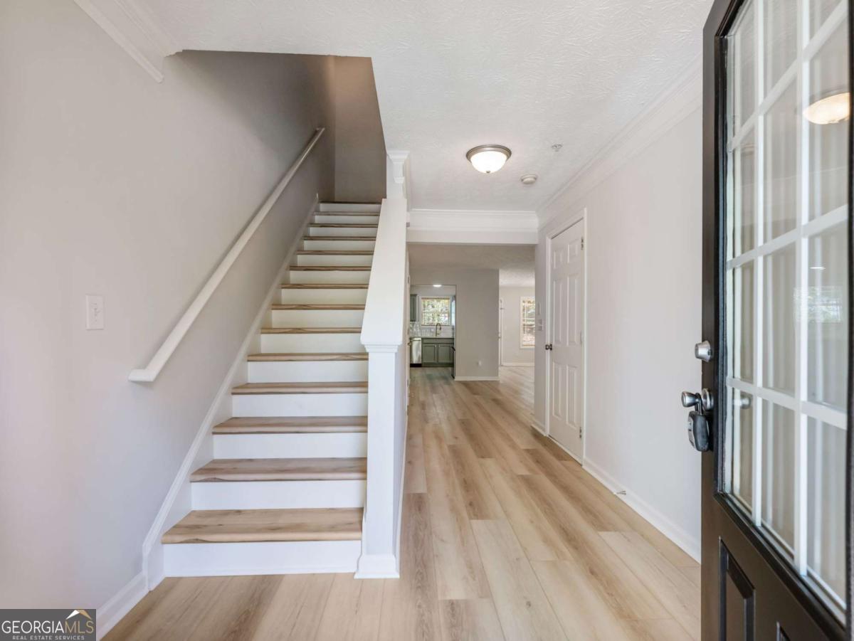 2010 Briar Creek CT NE