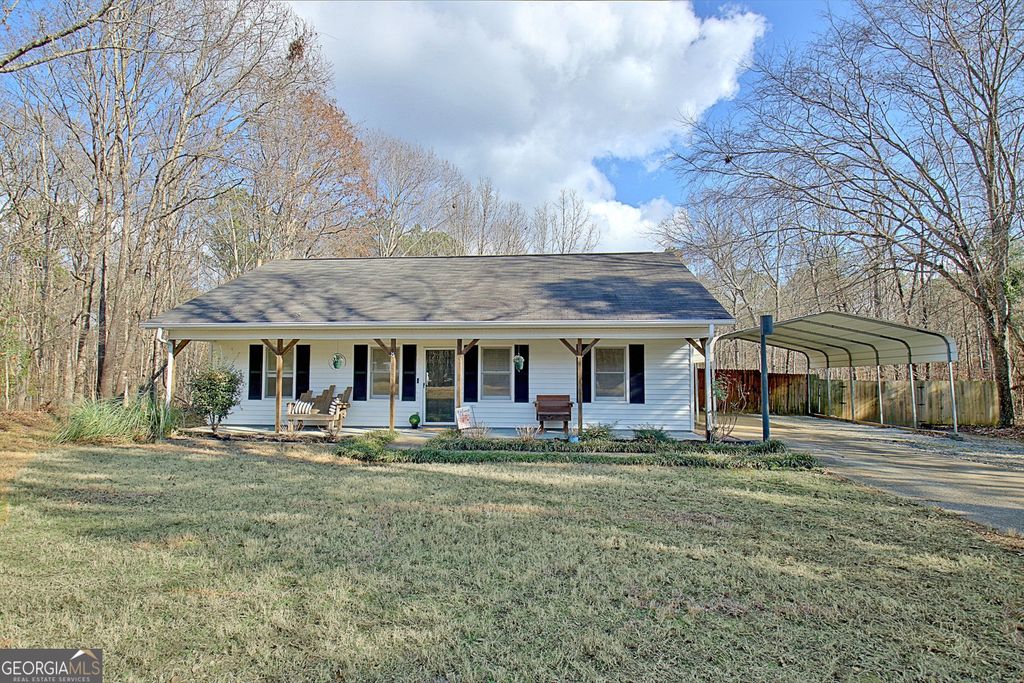 Photo of 15 Chestlehurst Way, Senoia, GA 30276 (MLS # 10661991)