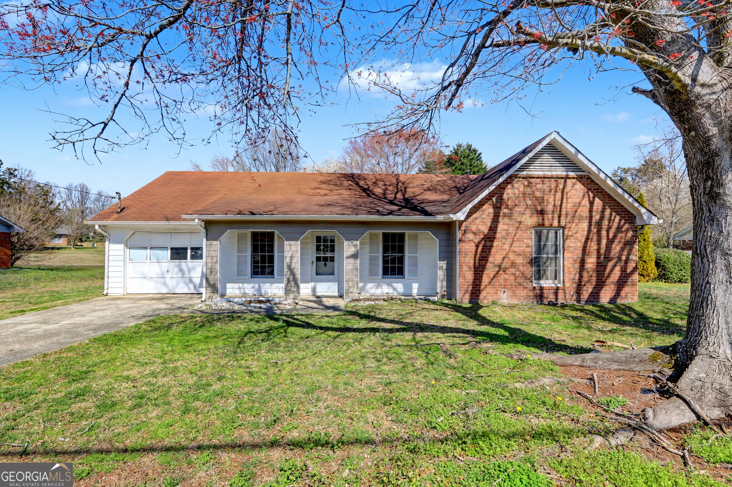 608 S Jeff Davis Drive