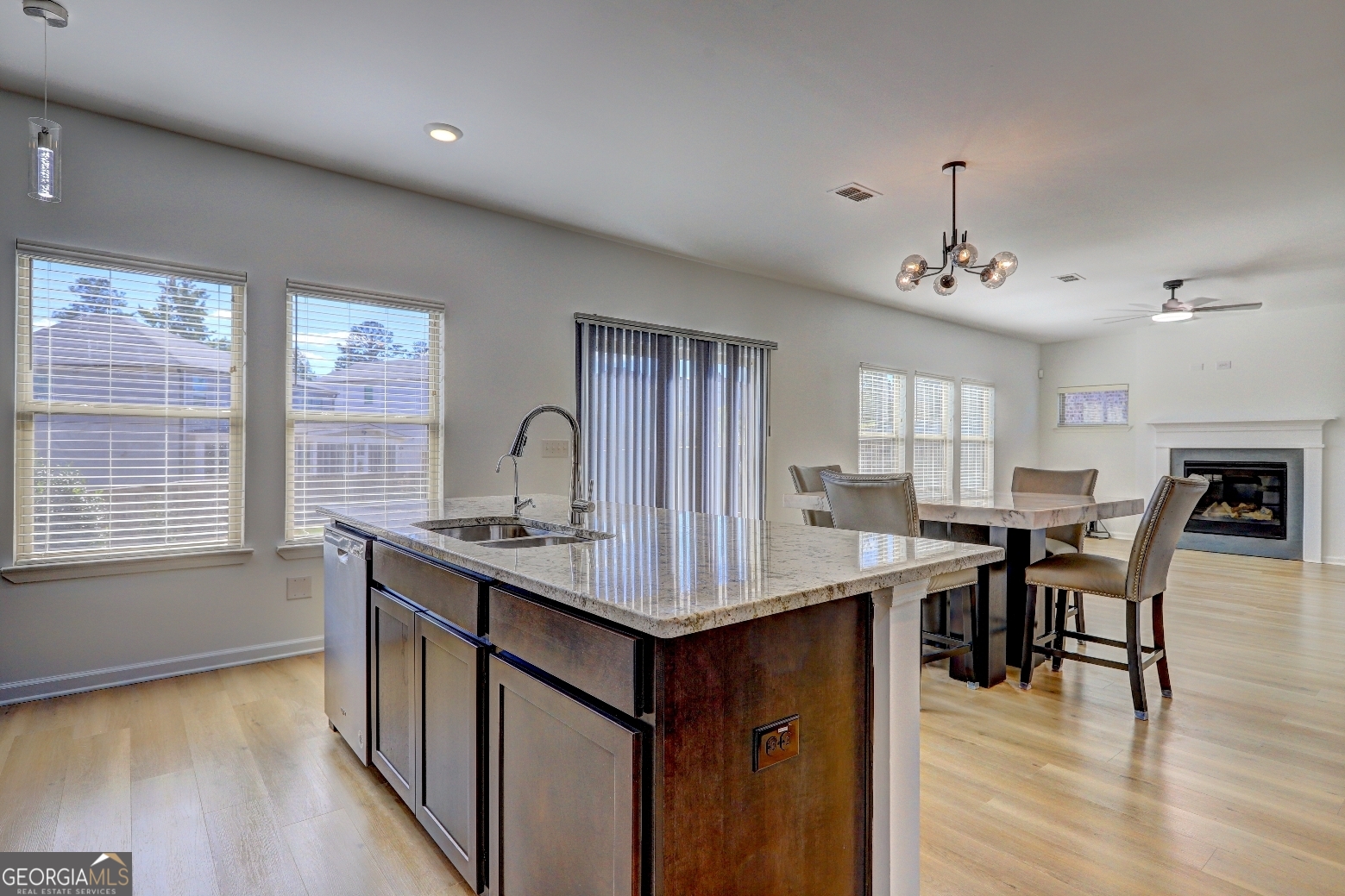 WINDING CREEK - Residential