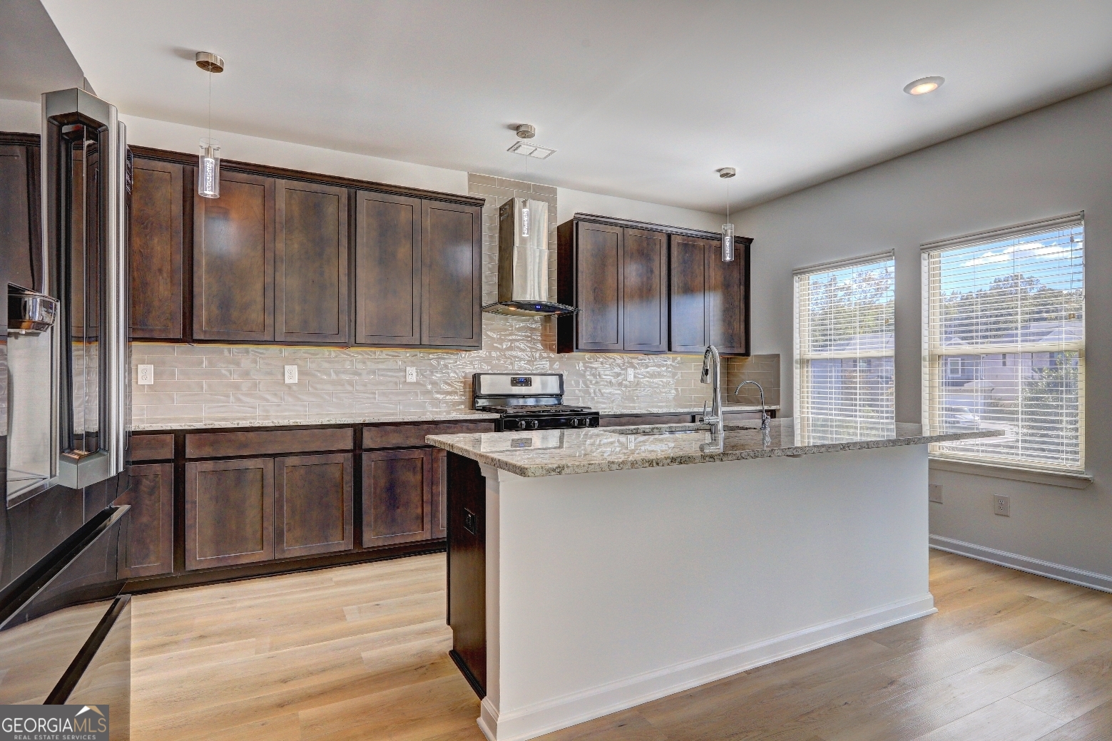 WINDING CREEK - Residential