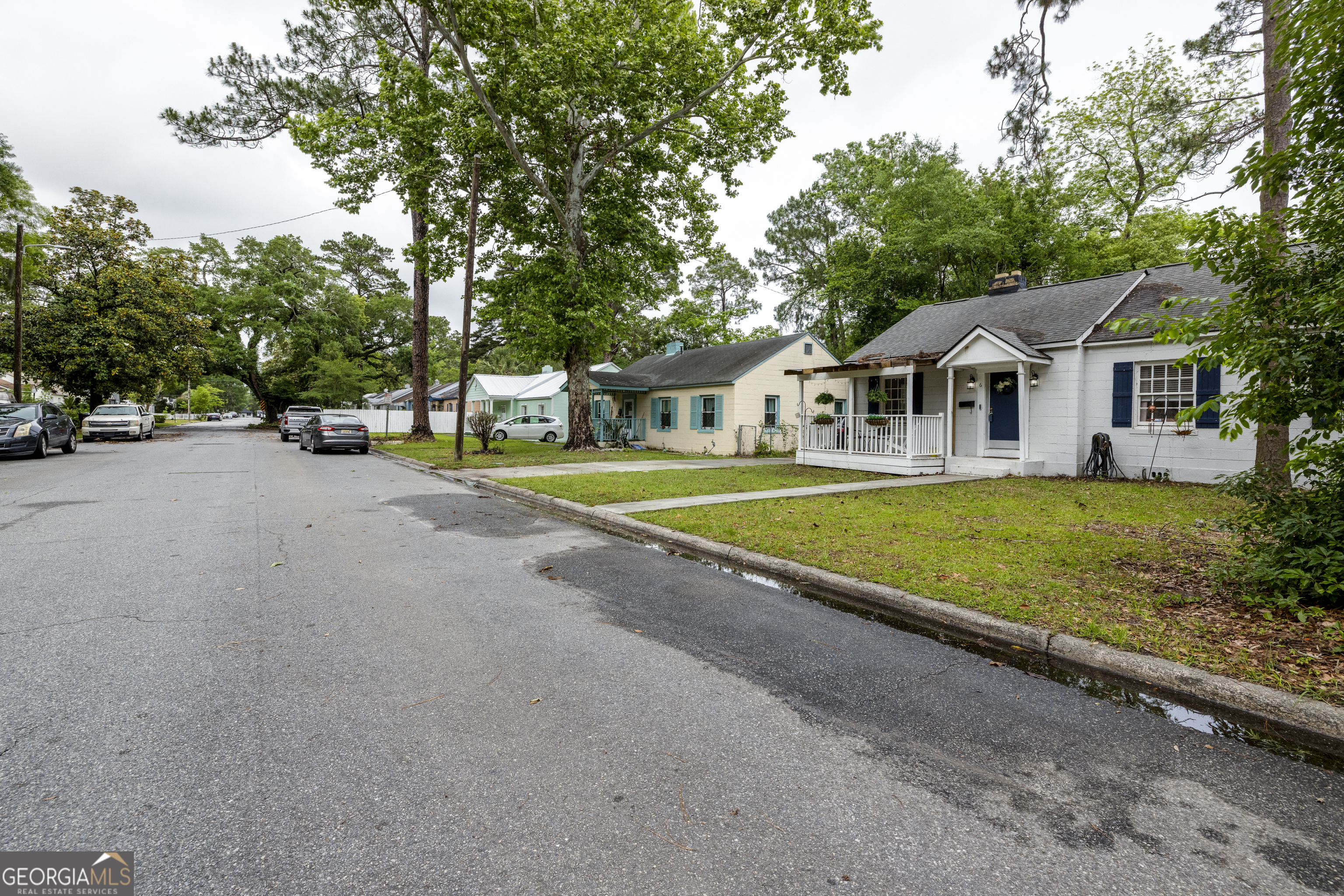 6 Oleander AVE