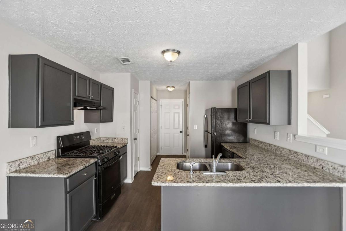 120 Meadowridge Drive