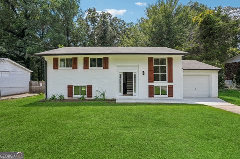 1349 Heather CIR Riverdale GA 30296