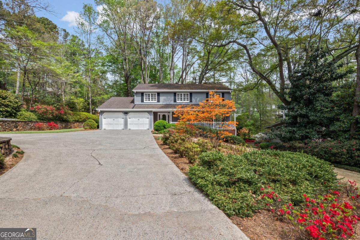 6255 Mountain Brook LN