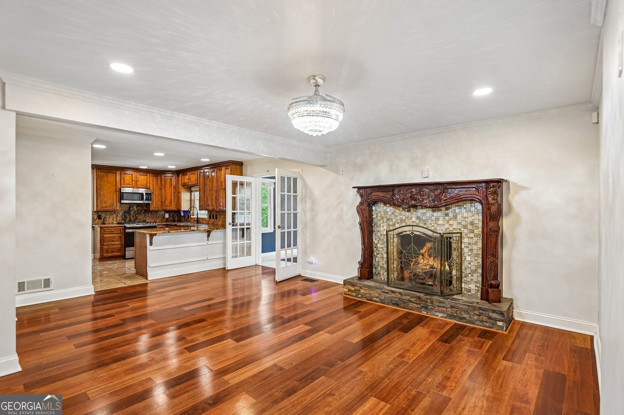 2615 Skyline DR