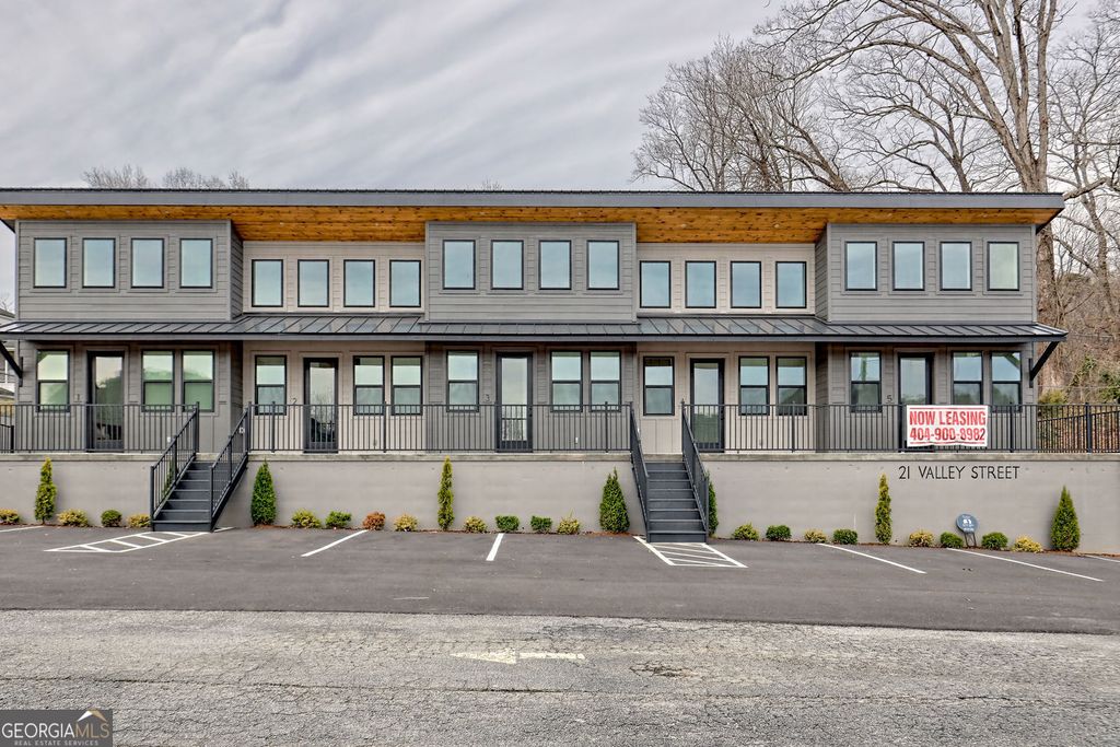 Photo of 21 Valley Street #1,2,3,4,5, Clayton, GA 30525 (MLS # 10735686)