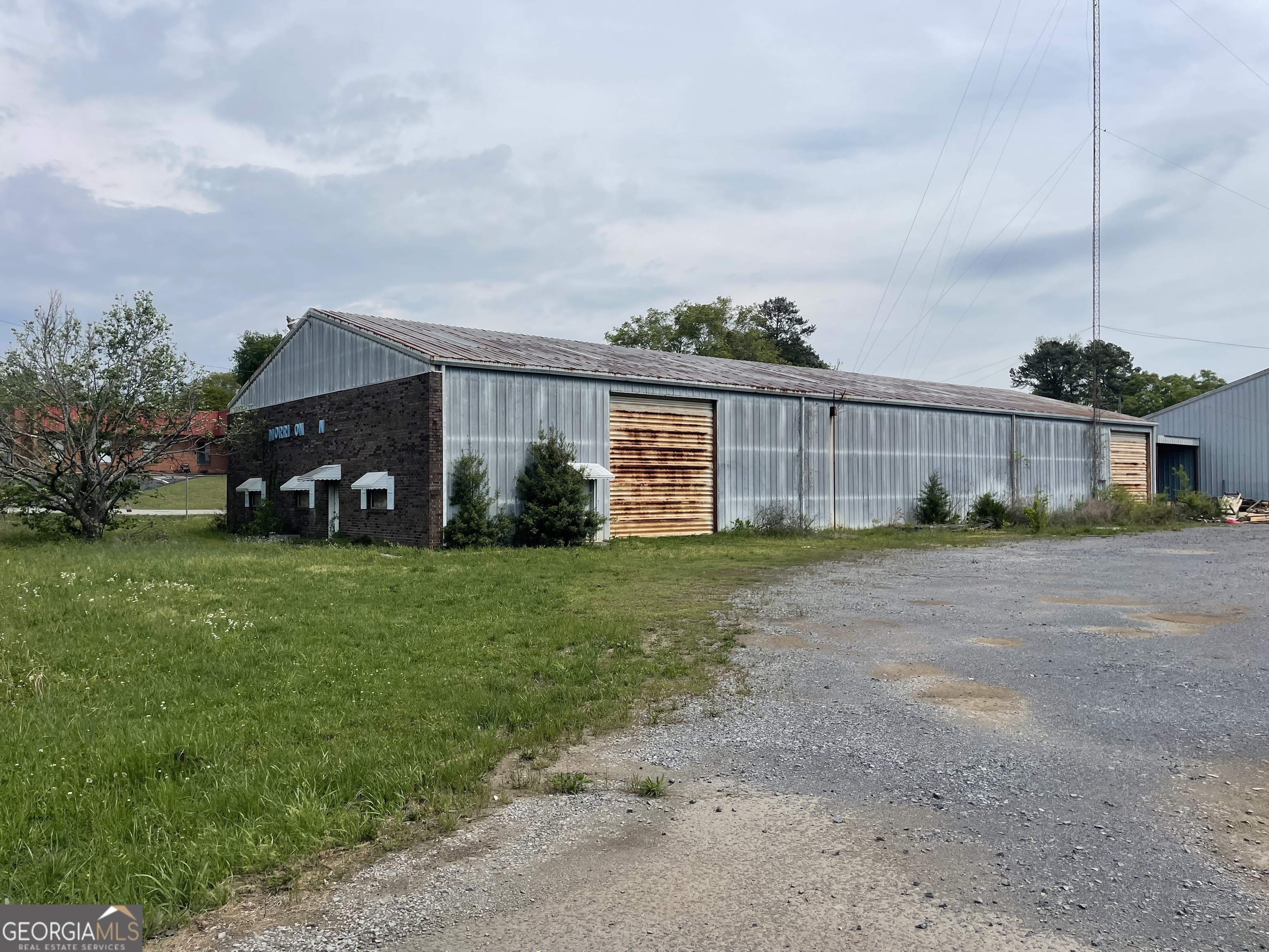 96 Huffaker RD