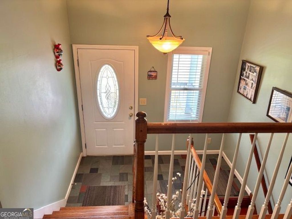 Photo of 403 Hickory Walk, Woodstock, GA 30188 (MLS # 10695305)