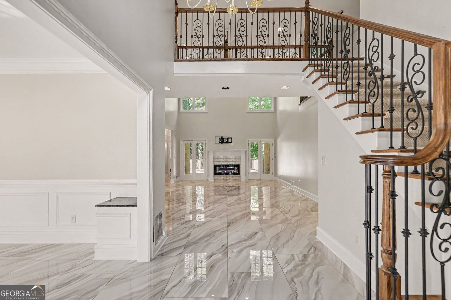 115 Stonington DR