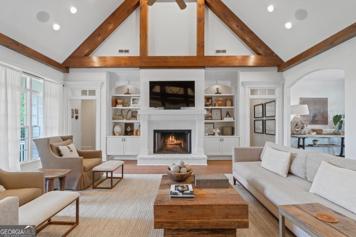 143 Wildwood DR