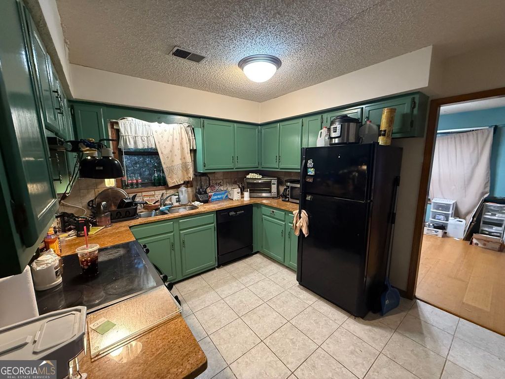 Photo of 2277 Macby Court, Marietta, GA 30066 (MLS # 10668116)