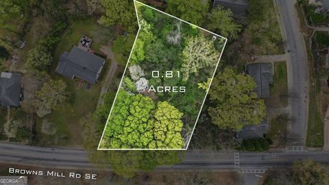 Photo of 2011 SE Browns Mill Road SE, Atlanta, GA 30315 (MLS # 10719004)