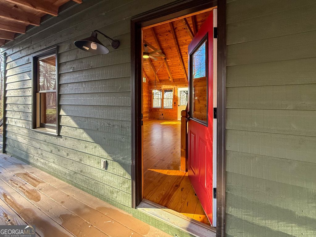 Photo of 441 Skyview Cir, Clarkesville, GA 30523 (MLS # 10650913)