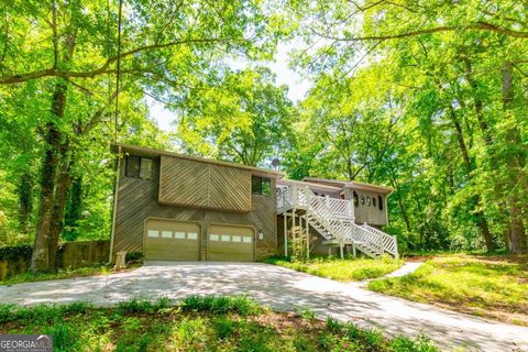 2738 Westminister LN NW Conyers GA 30012