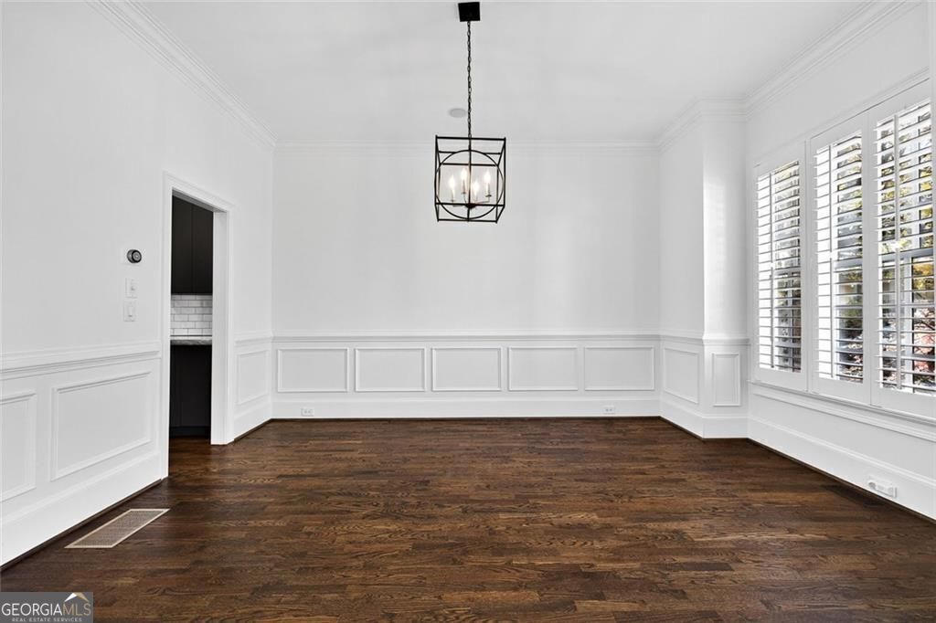 Decatur, Georgia 30033, United States, 5 Bedrooms Bedrooms, ,5 BathroomsBathrooms,Residential,Active,241838