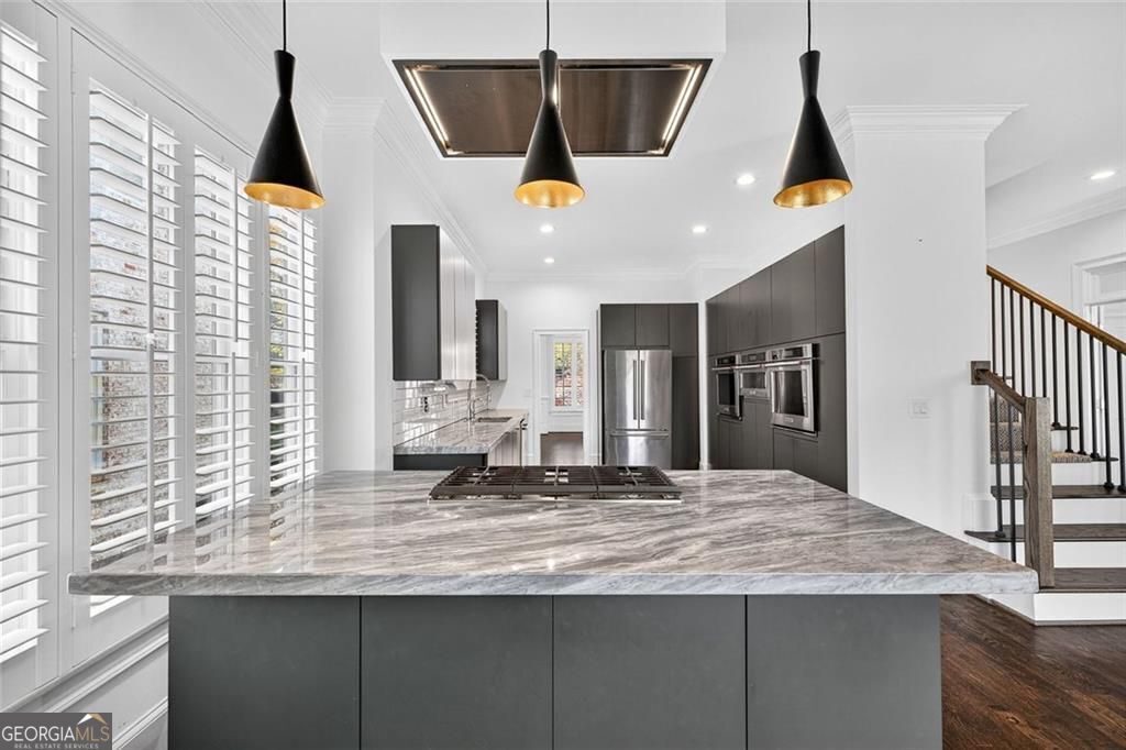 Decatur, Georgia 30033, United States, 5 Bedrooms Bedrooms, ,5 BathroomsBathrooms,Residential,Active,241838