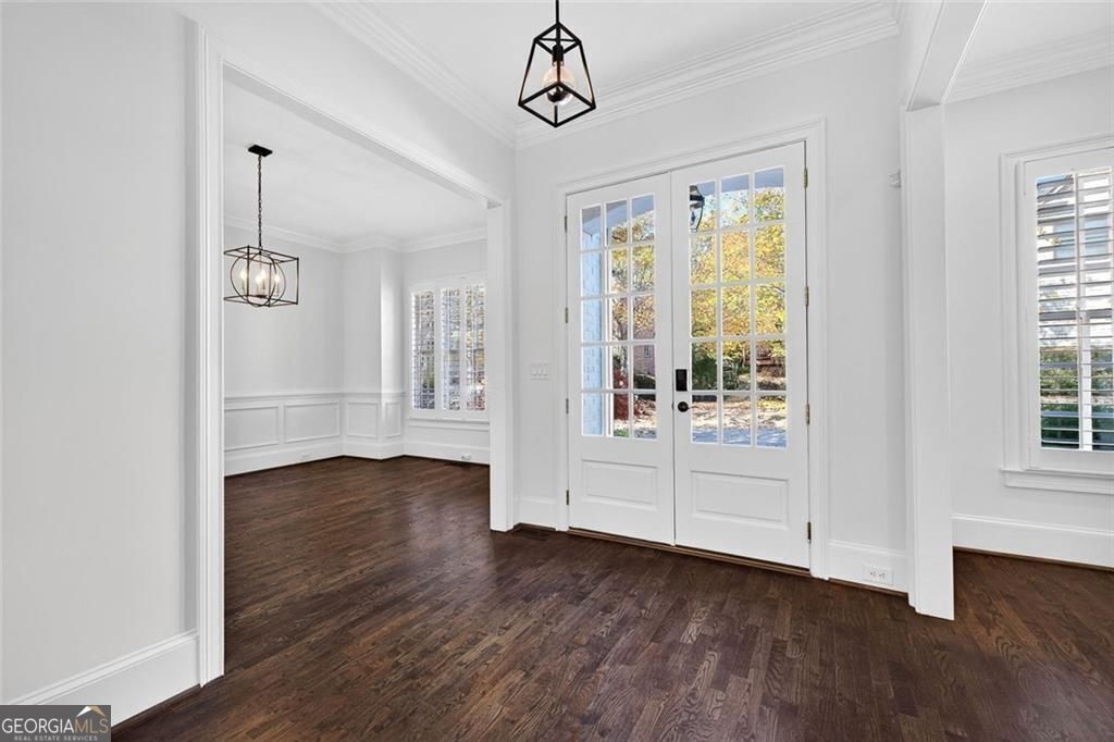 Decatur, Georgia 30033, United States, 5 Bedrooms Bedrooms, ,5 BathroomsBathrooms,Residential,Active,241838