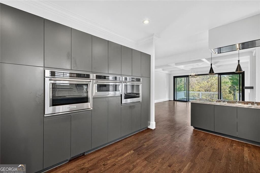 Decatur, Georgia 30033, United States, 5 Bedrooms Bedrooms, ,5 BathroomsBathrooms,Residential,Active,241838